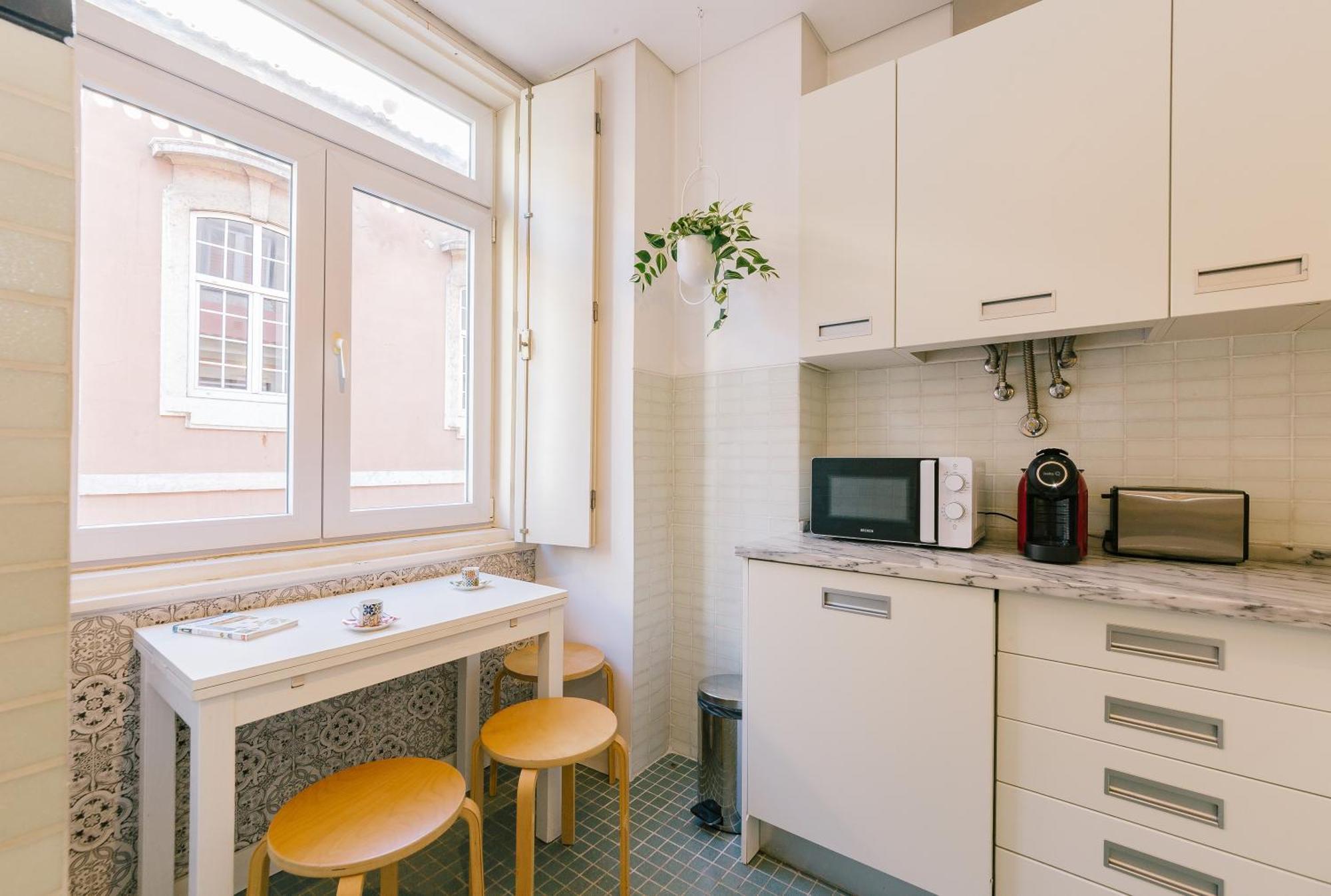 Chiado 2 Bedroom Elegant Apartment Lisboa Eksteriør billede