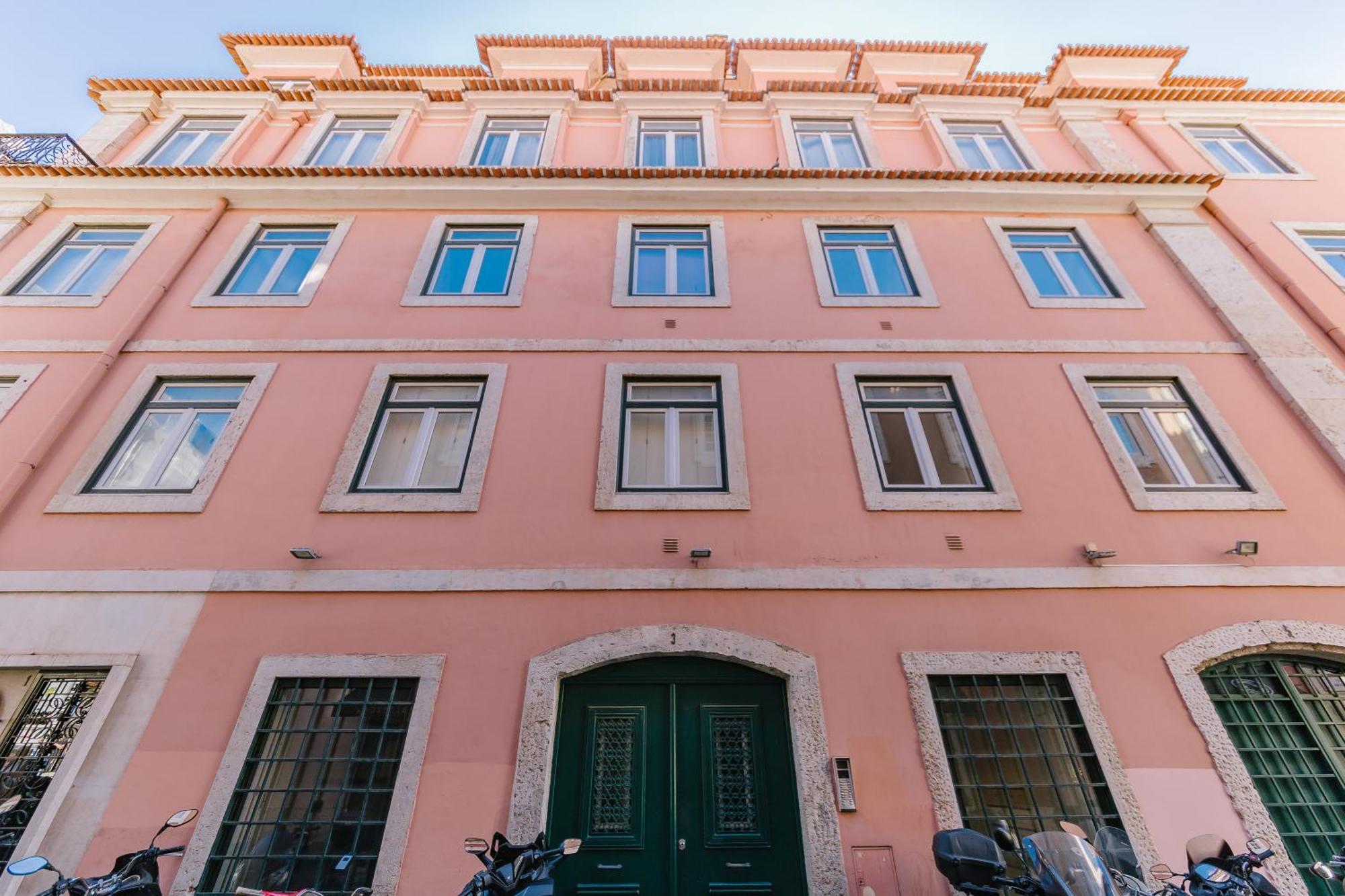 Chiado 2 Bedroom Elegant Apartment Lisboa Eksteriør billede